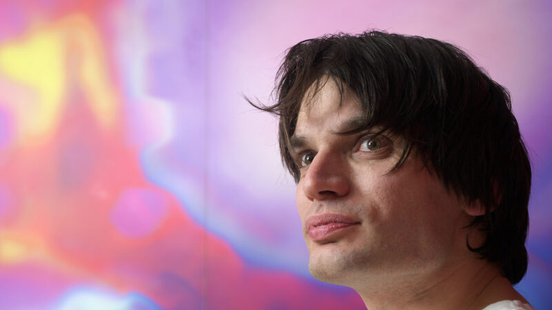 Jonny Greenwood presenta la banda sonora de One Battle After Another, su nueva colaboración con Paul Thomas Anderson