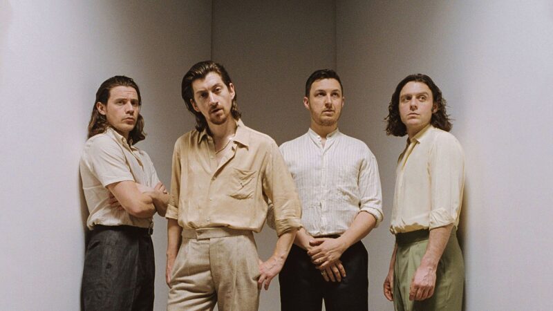 Arctic Monkeys otra vez desata rumores de nuevo disco y posible separación