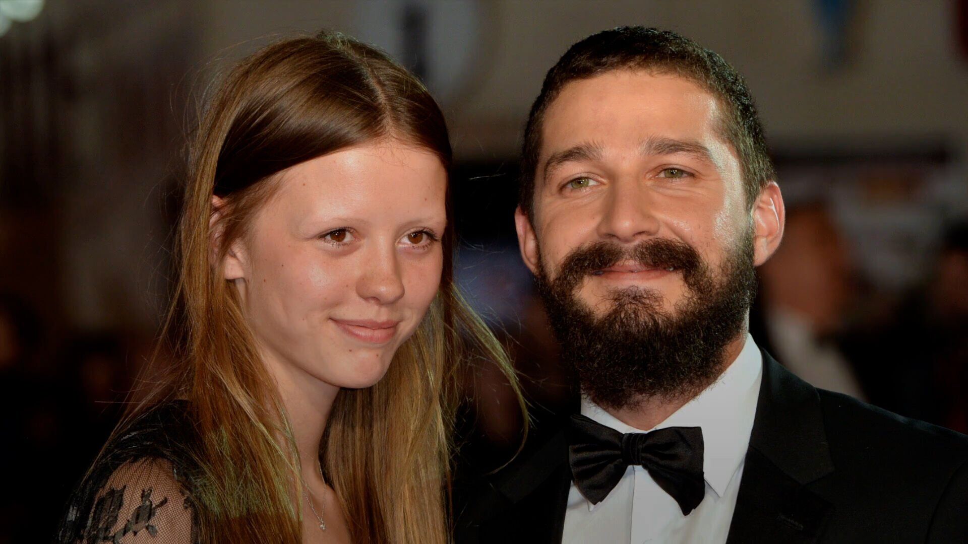 Mia Goth y Shia LaBeouf terminan su relación tras 10 años juntos